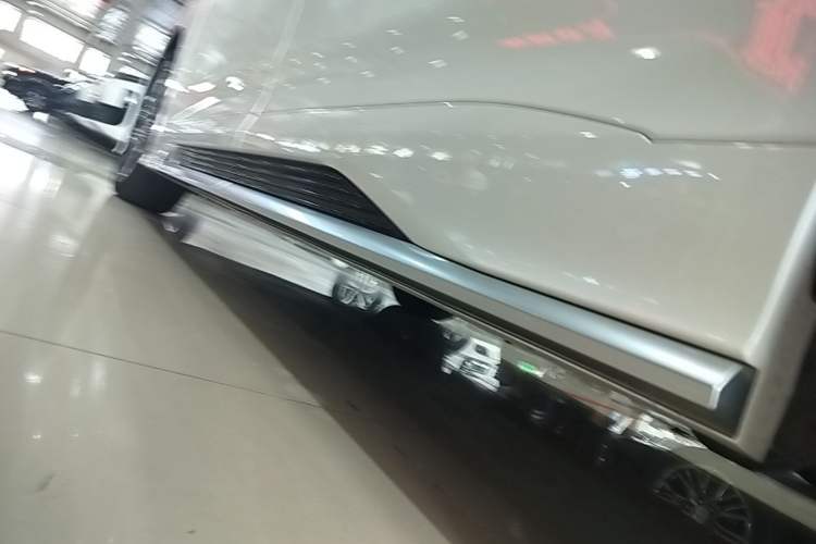 Used GAC Trumpchi M8 2021 Master Series 390T Ultimate Edition Left Side Sill