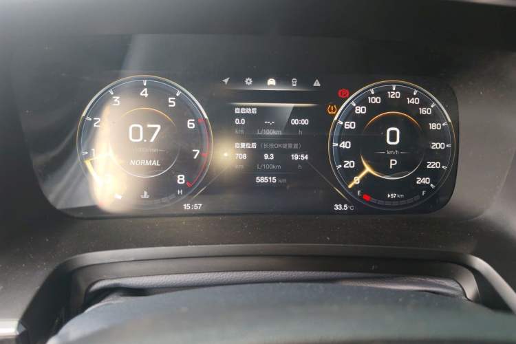 Used GAC Trumpchi M8 2021 Master Series 390T Ultimate Edition Odometer Close Up
