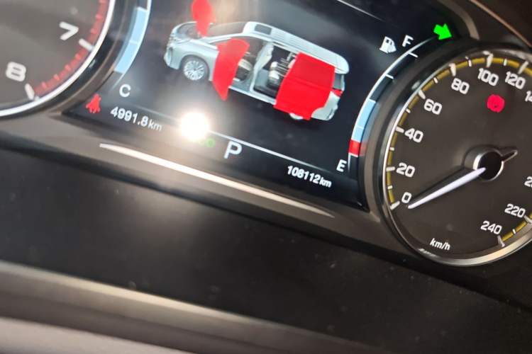 Used GAC Trumpchi M8  Odometer Close Up
