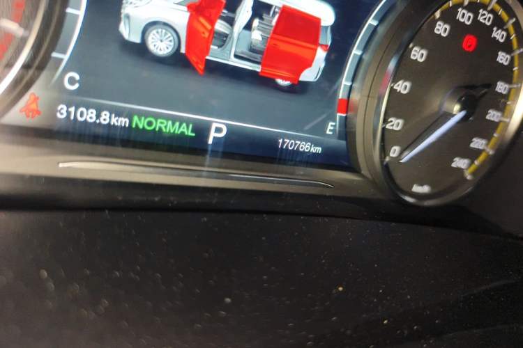 Used GAC Trumpchi M8 2021 Revised Version Lingxiu Series 390T Luxury Edition Odometer Close Up