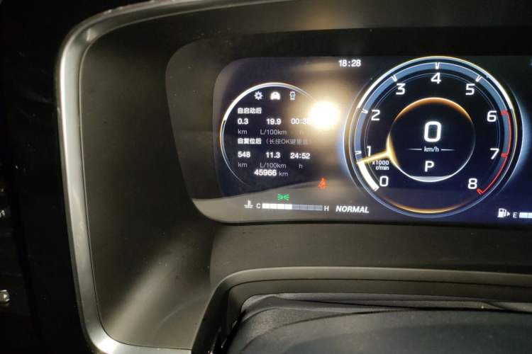 Used GAC Trumpchi M8 2021 Lingxiu Series 390T Deluxe Edition Odometer Close Up