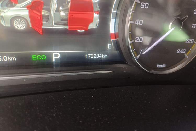 Used GAC Trumpchi M8 2021 Lingxiu Series 390T Deluxe Edition Odometer Close Up