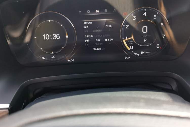 Used GAC Trumpchi M8 2021 Master Series 390T Ultimate Edition Odometer Close Up