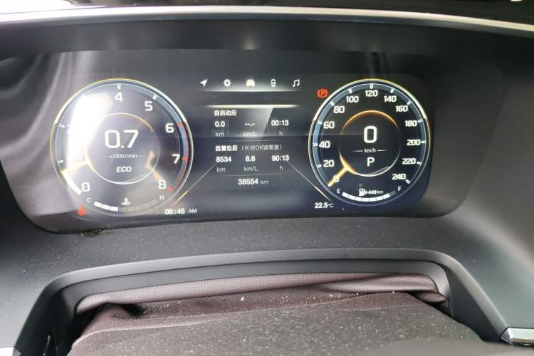 Used GAC Trumpchi M8 2021 Lingxiu Series 390T Ultimate Edition Odometer Close Up