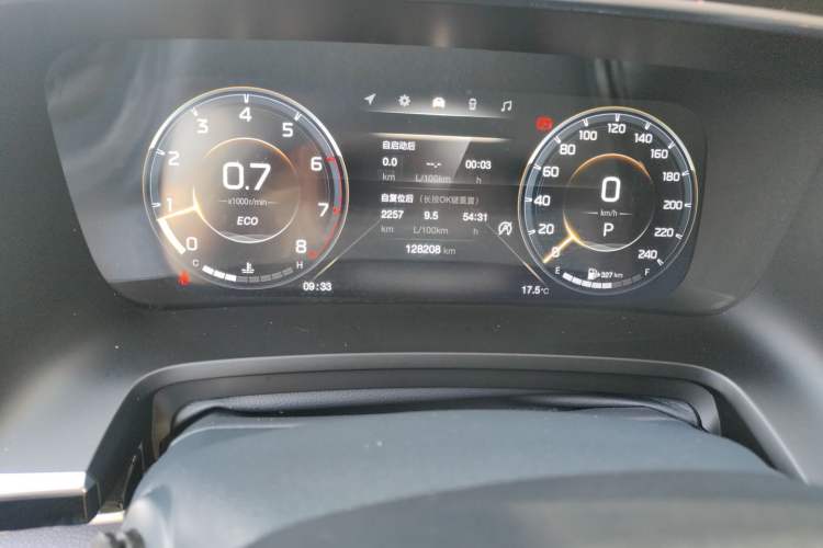 Used GAC Trumpchi M8 2021 Lingxiu Series 390T Ultimate Edition Odometer Close Up
