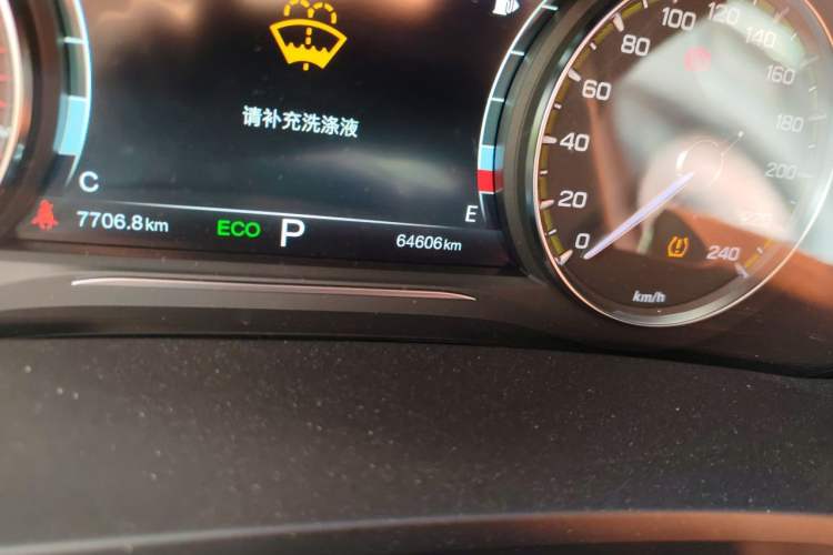 Used GAC Trumpchi M8 2021 Lingxiu Series 390T Luxury Edition Odometer Close Up