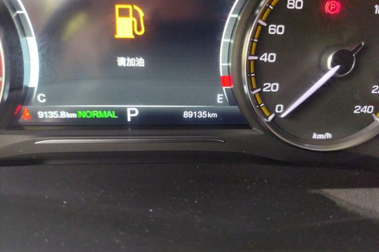 Used GAC Trumpchi M8 2021 Lingxiu Series 390T Deluxe Edition Odometer Close Up