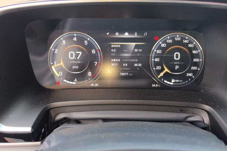 Used GAC Trumpchi M8 2021 Lingxiu Series 390T Ultimate Edition Odometer Close Up