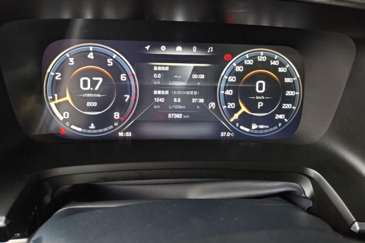Used GAC Trumpchi M8 2021 Lingxiu Series 390T Ultimate Edition Odometer Close Up