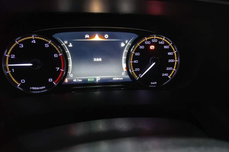Used GAC Trumpchi M8 2021 Lingxiu Series 390T Deluxe Edition Odometer Close Up