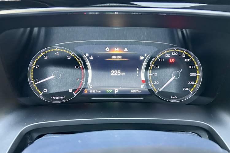 Used GAC Trumpchi M8 2021 Lingxiu Series 390T Deluxe Edition Odometer Close Up