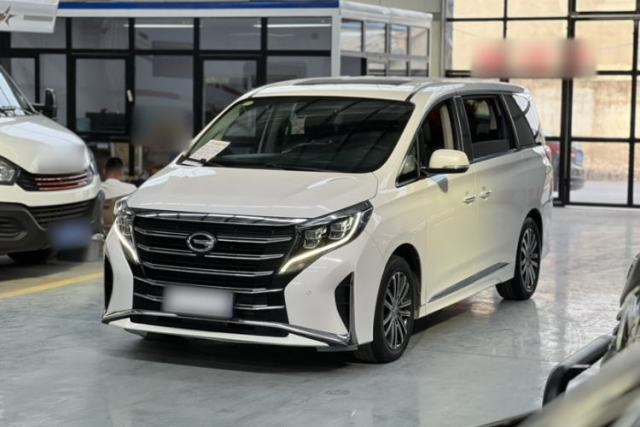 Ojetý GAC Trumpchi M8 2021 Lingxiu Series 390T Deluxe Edition