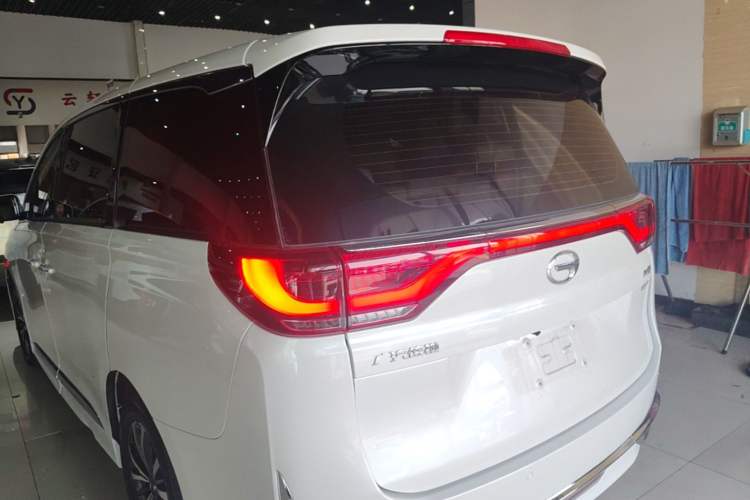Used GAC Trumpchi M8 2021 Revised Version Lingxiu Series 390T Luxury Edition Rear Left 45 Deg