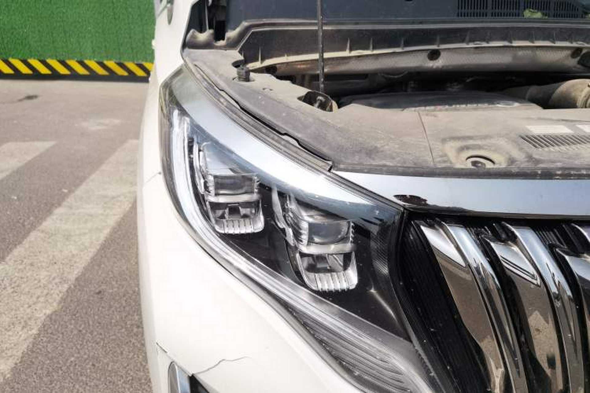 Used GAC Trumpchi M8 2021 Master Series 390T Ultimate Edition Right Front Headlight