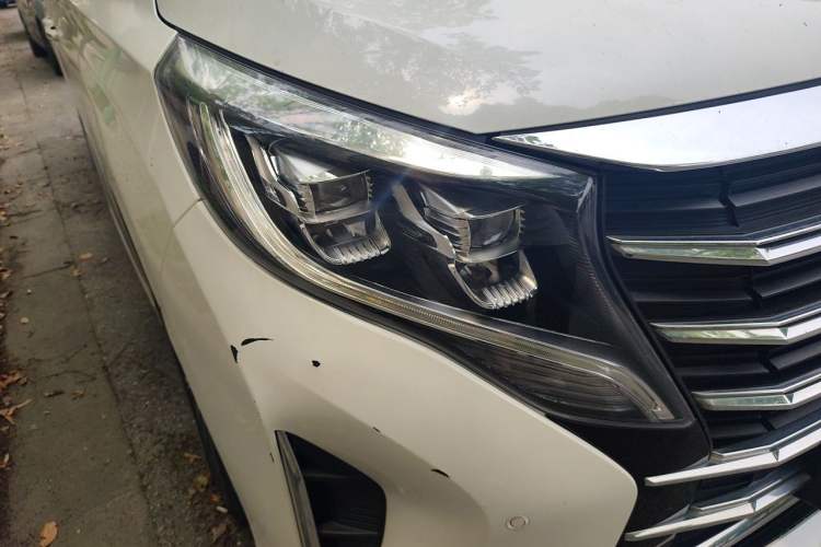 Used GAC Trumpchi M8 2021 Lingxiu Series 390T Ultimate Edition Right Front Headlight