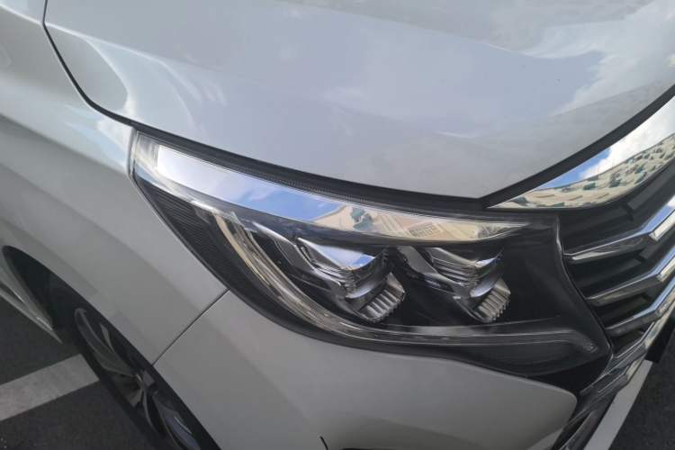 Used GAC Trumpchi M8 2021 Lingxiu Series 390T Deluxe Edition Right Front Headlight