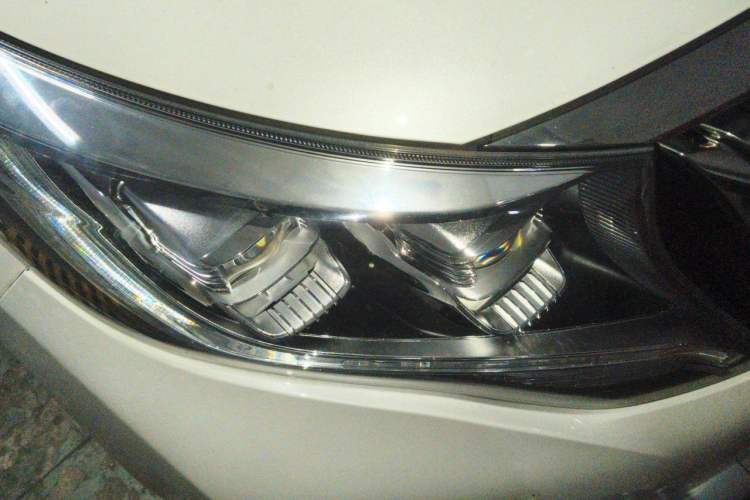 Used GAC Trumpchi M8 2021 Master Series 390T Deluxe Wellness Edition Right Front Headlight