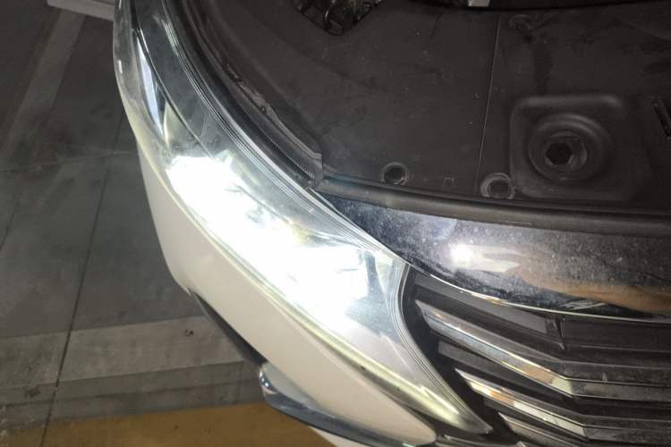 Used GAC Trumpchi M8 2021 Lingxiu Series 390T Ultimate Edition Right Front Headlight