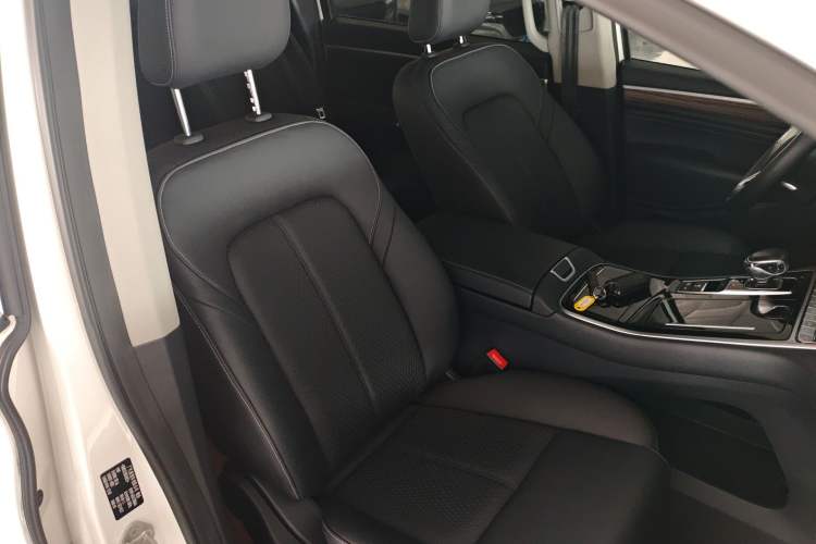 Used GAC Trumpchi M8 2021 Lingxiu Series 390T Deluxe Edition Right Front Seat