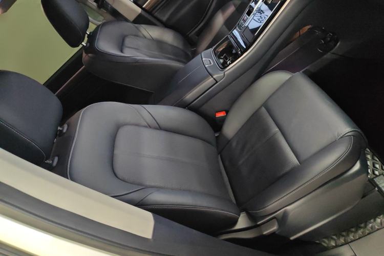 Used GAC Trumpchi M8 2021 Master Series 390T Prestige Edition Right Front Seat