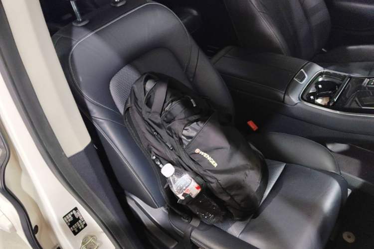 Used GAC Trumpchi M8 2021 Lingxiu Series 390T Deluxe Edition Right Front Seat