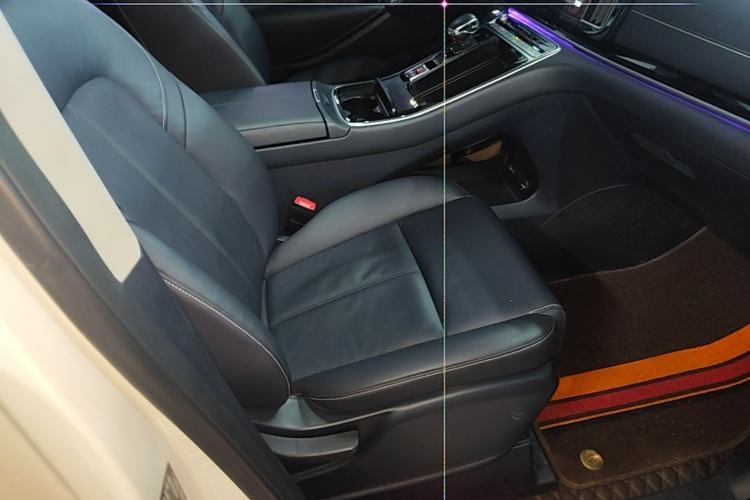 Used GAC Trumpchi M8 2021 Master Series 390T Prestige Edition Right Front Seat