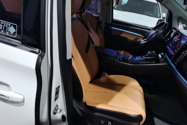 Used GAC Trumpchi M8 2021 Revised Version Lingxiu Series 390T Luxury Edition Right Front Seat