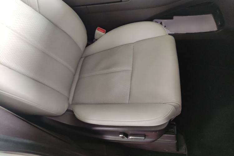 Used GAC Trumpchi M8 2021 Master Series 390T Ultimate Edition Right Front Seat