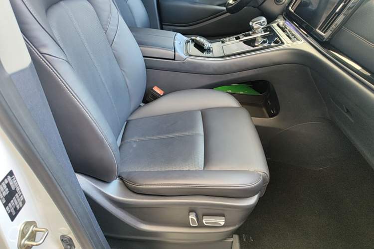 Used GAC Trumpchi M8 2021 Master Series 390T Ultimate Edition Right Front Seat