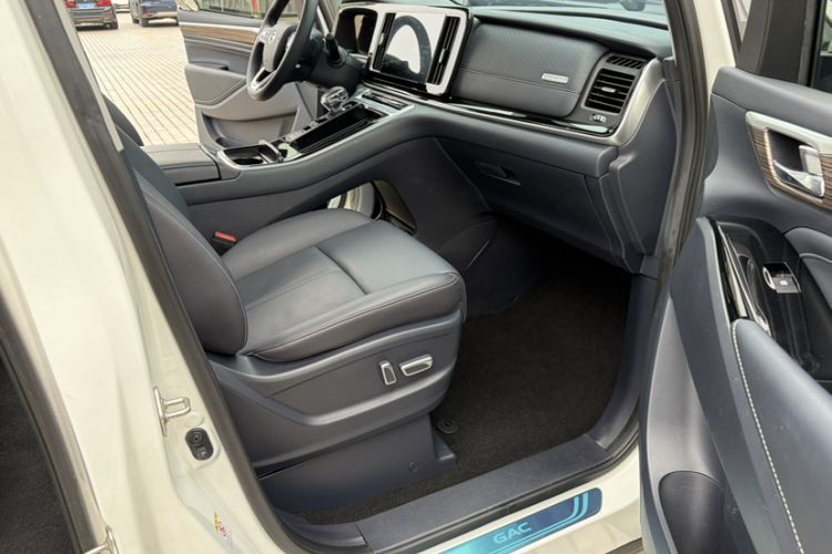 Used GAC Trumpchi M8 2021 Lingxiu Series 390T Ultimate Edition Right Front Seat