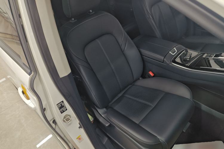 Used GAC Trumpchi M8 2021 Lingxiu Series 390T Deluxe Edition Right Front Seat