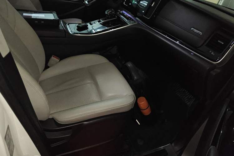 Used GAC Trumpchi M8 2021 Lingxiu Series 390T Deluxe Edition Right Front Seat