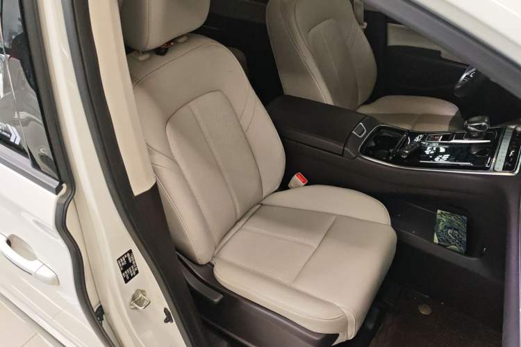 Used GAC Trumpchi M8 2021 Lingxiu Series 390T Deluxe Edition Right Front Seat