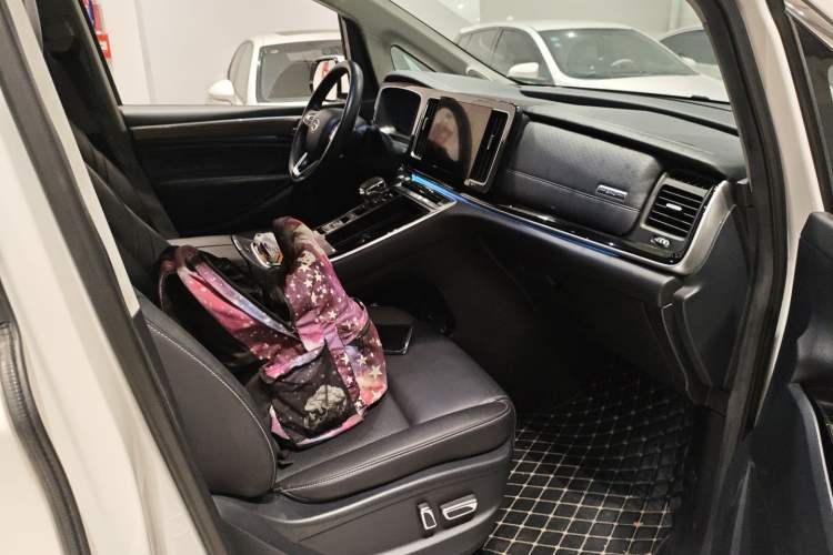 Used GAC Trumpchi M8 2021 Lingxiu Series 390T Ultimate Edition Right Front Seat