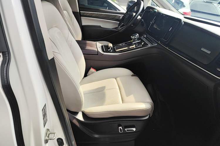Used GAC Trumpchi M8 2021 Lingxiu Series 390T Ultimate Edition Right Front Seat