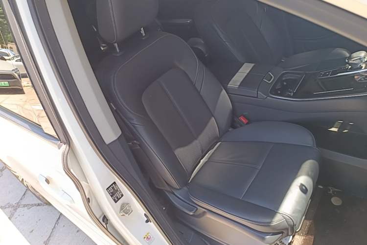 Used GAC Trumpchi M8 2021 Lingxiu Series 390T Deluxe Edition Right Front Seat