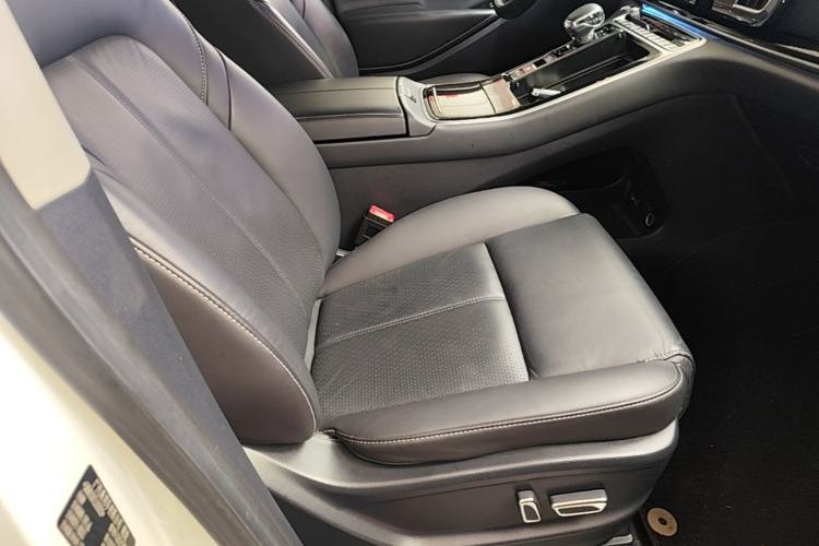 Used GAC Trumpchi M8 2021 Master Series 390T Ultimate Edition Right Front Seat