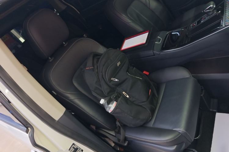 Used GAC Trumpchi M8 2021 Lingxiu Series 390T Deluxe Edition Right Front Seat