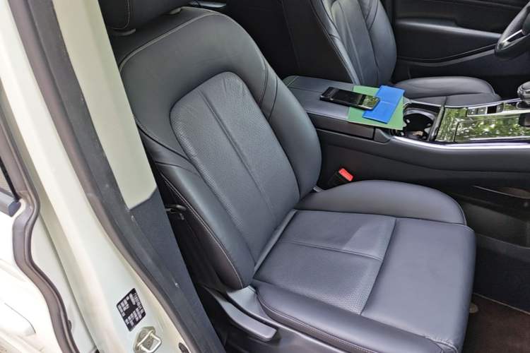 Used GAC Trumpchi M8 2021 Lingxiu Series 390T Deluxe Edition Right Front Seat
