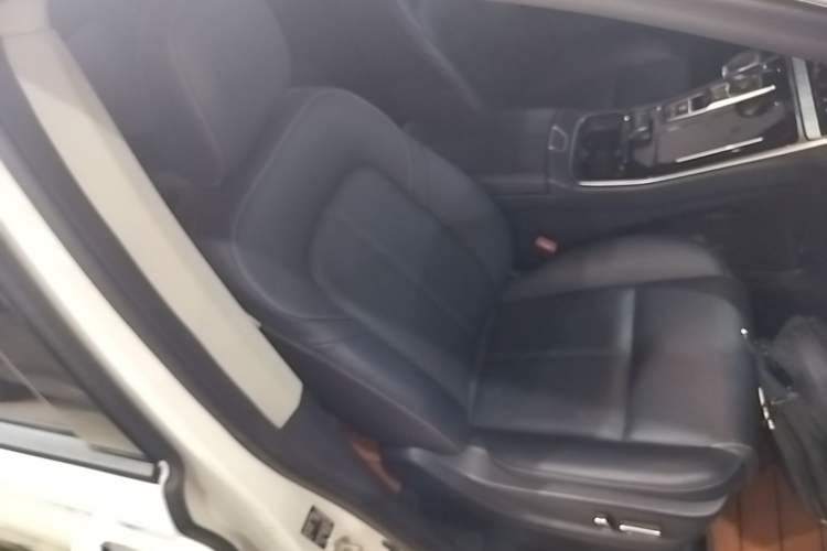 Used GAC Trumpchi M8 2021 Master Series 390T Ultimate Edition Right Front Seat
