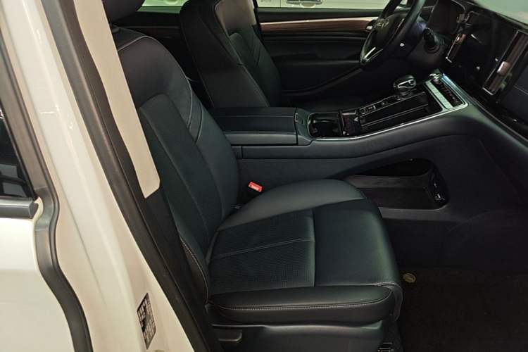 Used GAC Trumpchi M8 2021 Lingxiu Series 390T Deluxe Edition Right Front Seat