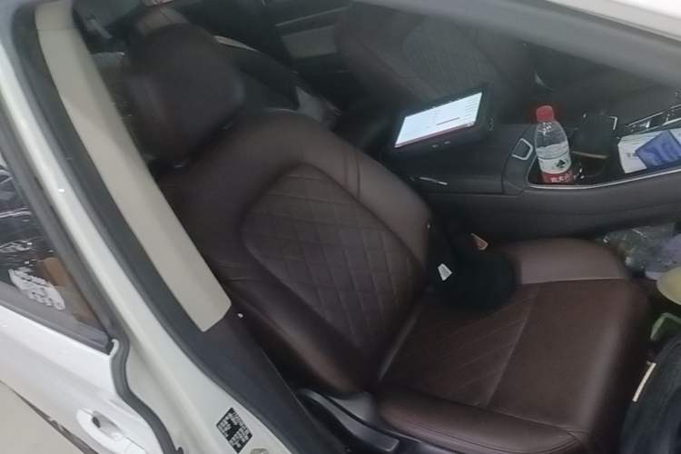 Used GAC Trumpchi M8 2021 Lingxiu Series 390T Luxury Edition Right Front Seat