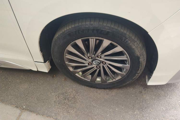 Used GAC Trumpchi M8 2021 Master Series 390T Ultimate Edition Right Front Wheel Hub