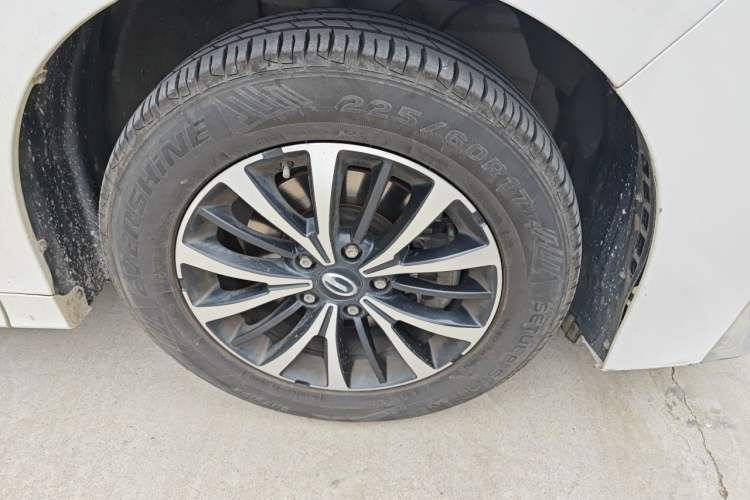 Used GAC Trumpchi M8 2021 Lingxiu Series 390T Deluxe Edition Right Front Wheel Hub