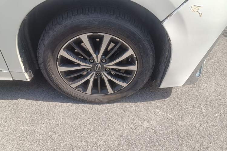 Used GAC Trumpchi M8 2021 Lingxiu Series 390T Deluxe Edition Right Front Wheel Hub