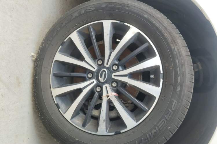 Used GAC Trumpchi M8 2021 Lingxiu Series 390T Luxury Edition Right Front Wheel Hub