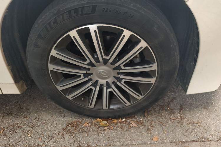 Used GAC Trumpchi M8 2021 Lingxiu Series 390T Ultimate Edition Right Front Wheel Hub