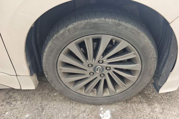 Used GAC Trumpchi M8 2021 Master Series 390T Ultimate Edition Right Front Wheel Hub