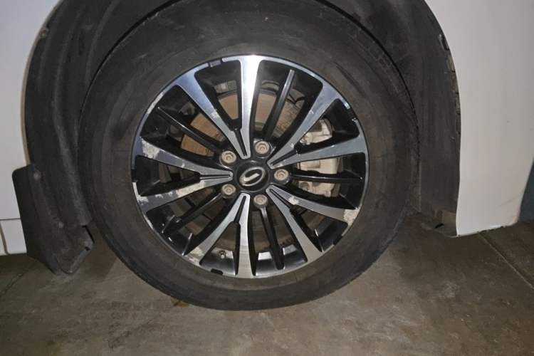 Used GAC Trumpchi M8 2021 Lingxiu Series 390T Deluxe Edition Right Front Wheel Hub