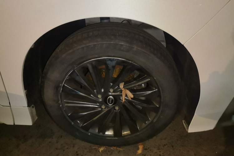 Used GAC Trumpchi M8 2021 Master Series 390T Ultimate Edition Right Front Wheel Hub
